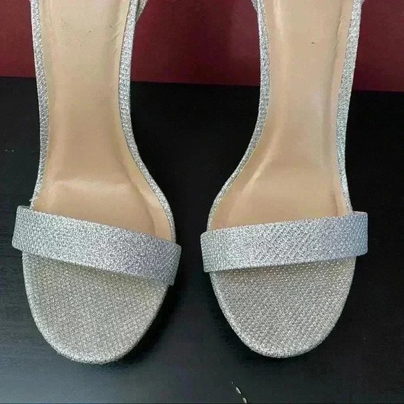 Windsor Sliver Heels - Picture 2 of 8